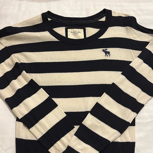 Abercrombie & Fitch Sweaters - Striped Abercrombie and Fitch sweater